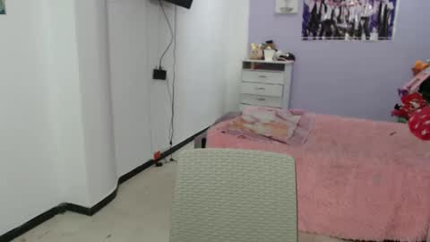 Snapshot of silvanaroberts_ chatting on 03/10/25, 12:26 Rouse online show from 03/10/25, 12:26