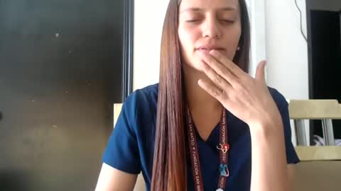 Snapshot of silvanaroberts_ chatting on 06/13/26, 09:02 Rouse online show from 06/13/26, 09:02