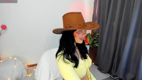 Silvanna online show from 10/24/25, 04:36