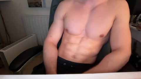 Liam online show from 06/17/26, 09:16