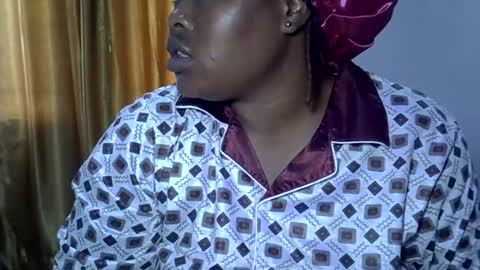 Snapshot of silver_baby06 chatting on 06/18/26, 10:41 silver baby06 online show from 06/18/26, 10:41