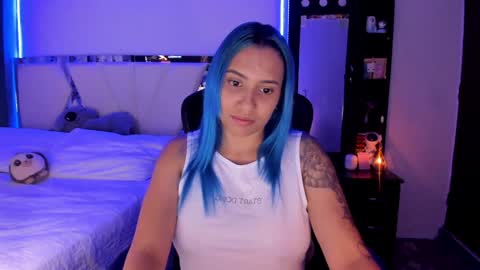   powder    online show from 02/01/25, 01:23