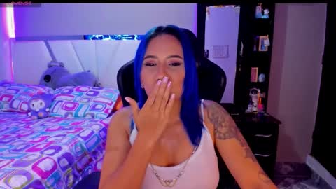   powder    online show from 02/22/26, 02:24