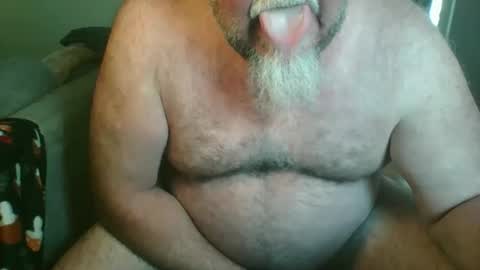 silverdadbod2026 online show from 04/18/26, 07:07