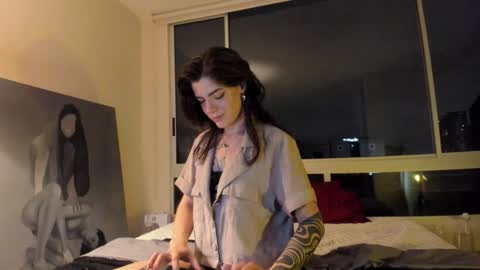 Snapshot of silverhase1 chatting on 01/25/25, 03:40 silverhase1 online show from 01/25/25, 03:40