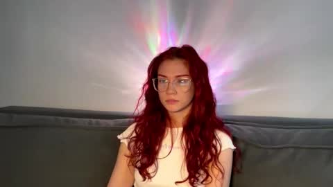 Snapshot of silvia998 chatting on 05/24/26, 04:34 silvia998 online show from 05/24/26, 04:34