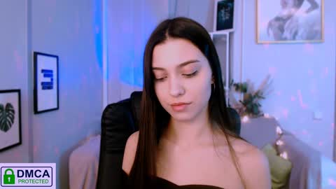 Silvia nude in pvt  online show from 12/22/24, 08:47