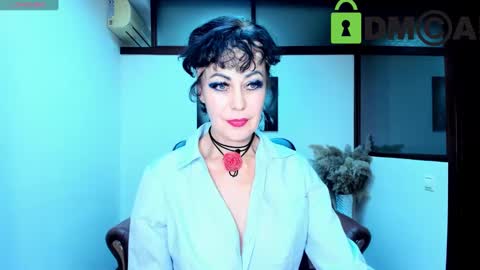 Silvia Wallec online show from 02/15/25, 12:43