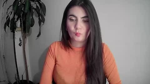 Silvie online show from 12/07/24, 01:14