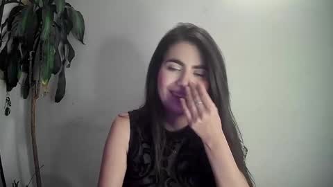 Silvie online show from 01/07/25, 12:45