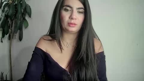 Silvie online show from 01/30/25, 02:16