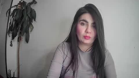 Silvie online show from 02/20/25, 05:44