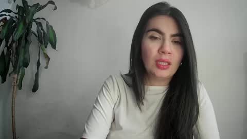 Silvie online show from 02/24/25, 09:31