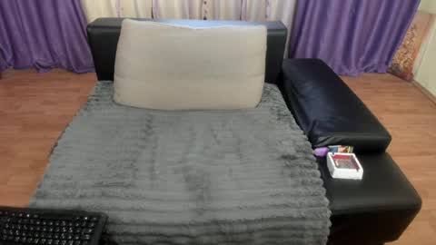 Silvya online show from 04/09/26, 07:14