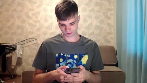 Snapshot of simbo_cool chatting on 09/20/25, 09:32 Simba online show from 09/20/25, 09:32