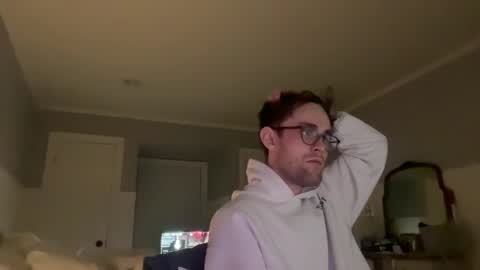 Snapshot of simguy21 chatting on 12/15/24, 09:13 Mason D online show from 12/15/24, 09:13