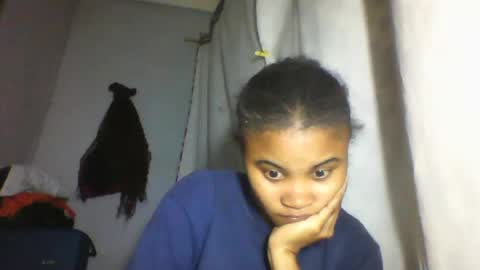 simirna98 online show from 06/13/26, 10:08