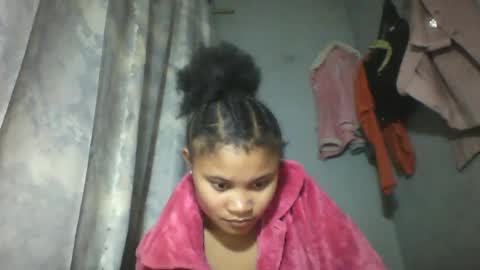 simirna98 online show from 06/19/26, 08:34