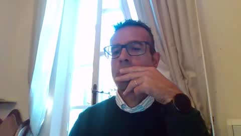 Snapshot of simmeturbate chatting on 10/16/25, 03:24 Italiandaddyitalydickassbottomassholecomshowmasturbatenudeboyitalyatleticcutemuscolarhardcockdickboy online show from 10/16/25, 03:24