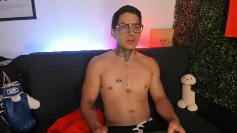 Snapshot of simon_cortes chatting on 07/11/26, 11:57 Simon Cortes online show from 07/11/26, 11:57