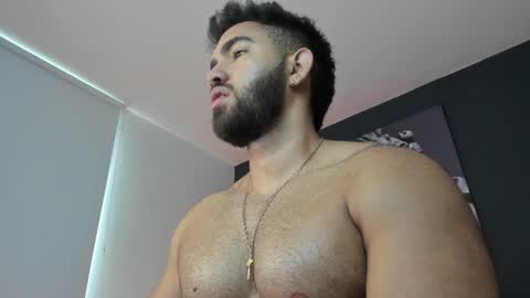 simon_leon01 online show from 01/10/25, 12:47
