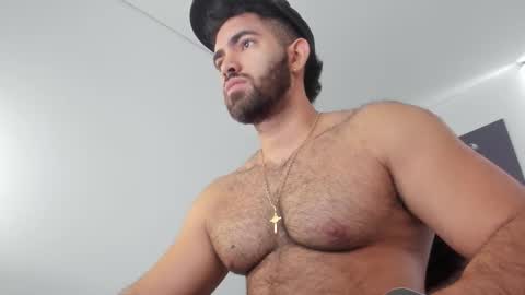 simon_leon01 online show from 01/09/26, 02:42