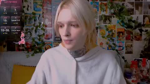 Simona online show from 09/28/25, 09:09