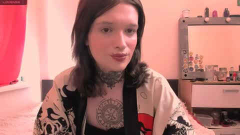 Snapshot of simona_rain chatting on 05/17/26, 08:23 Simona online show from 05/17/26, 08:23