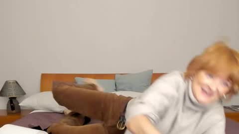 Simona  online show from 01/16/26, 01:37