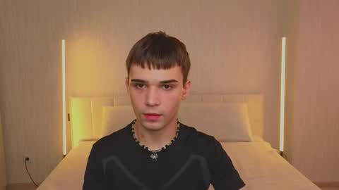 Alex online show from 05/25/26, 09:48