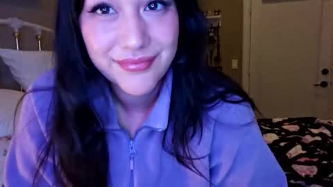 simonesighren online show from 10/21/25, 04:24