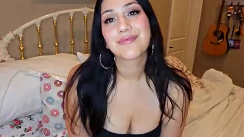 simonesighren online show from 04/11/26, 04:50