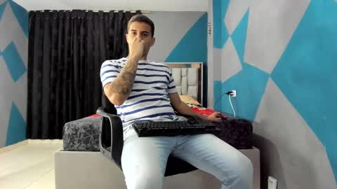 Snapshot of simonkeler chatting on 12/03/24, 11:46 SIMON KELER online show from 12/03/24, 11:46