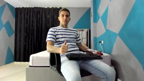 Snapshot of simonkeler chatting on 12/16/24, 12:37 SIMON KELER online show from 12/16/24, 12:37