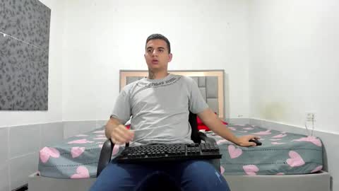 SIMON KELER online show from 12/01/25, 09:58