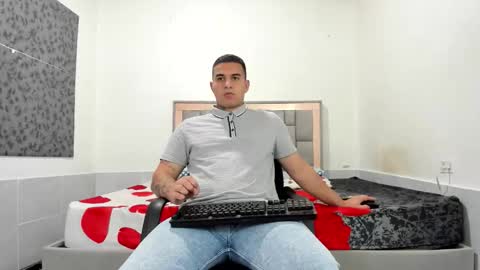 SIMON KELER online show from 02/17/26, 01:24