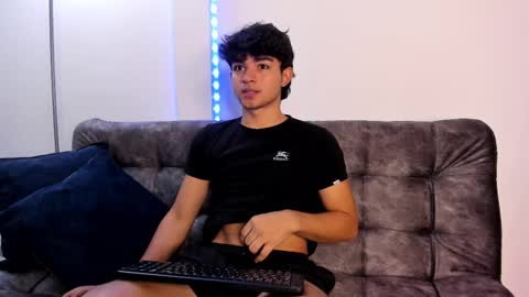  Simon  online show from 12/19/24, 09:17