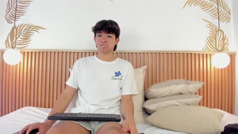  Simon  online show from 01/02/25, 03:08