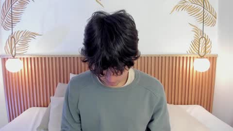  Simon  online show from 01/03/25, 12:30