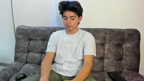  Simon  online show from 01/22/25, 08:06