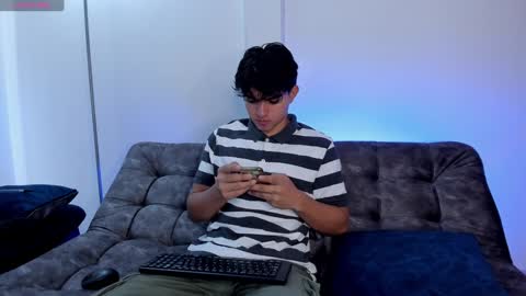  Simon  online show from 02/07/25, 02:37