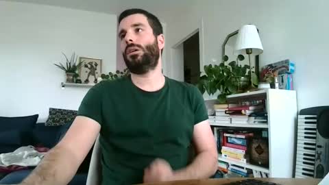 Snapshot of simonxtem chatting on 03/09/26, 12:53 Simonxtem online show from 03/09/26, 12:53