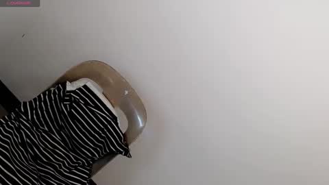 Snapshot of simplepinayx chatting on 12/19/24, 06:01 call me nath online show from 12/19/24, 06:01