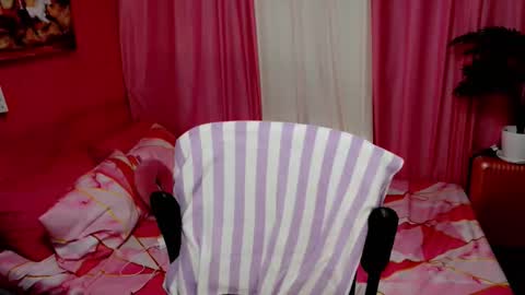 Snapshot of simplepinayx chatting on 09/10/25, 01:33 call me nath online show from 09/10/25, 01:33