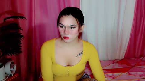 Snapshot of simplepinayx chatting on 09/22/25, 05:15 call me nath online show from 09/22/25, 05:15