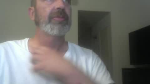 Snapshot of simplesamesq chatting on 07/25/26, 08:01 simplesamesq online show from 07/25/26, 08:01