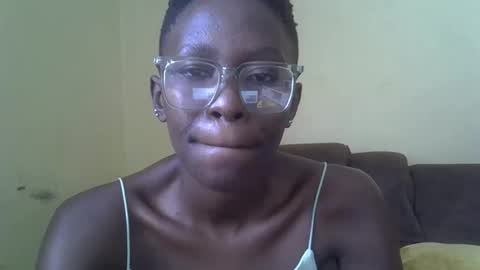 simplyloy33 online show from 11/08/25, 08:36