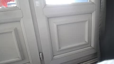 Sofi wed. - sat. 11am - 11 pm and Santi with Sofi sun.. - tue. 11 am - 5 pm  europe online show from 02/12/25, 02:43