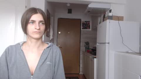 simyhvn online show from 02/17/25, 11:23