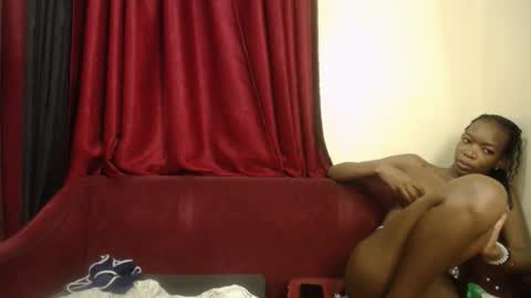 Snapshot of sin_doll chatting on 02/25/26, 08:07 Elsie online show from 02/25/26, 08:07